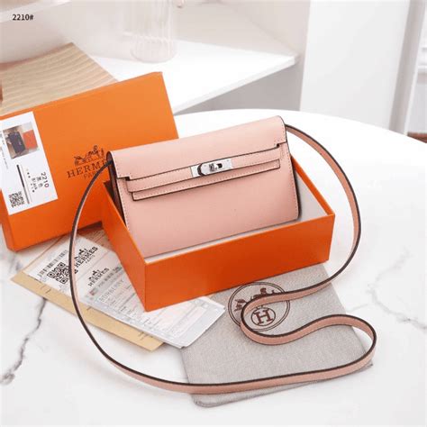 hermes woc price|A Close.